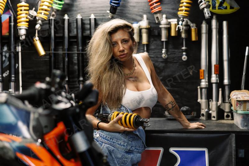 Garage Session – Digital Wallpaper Pack
